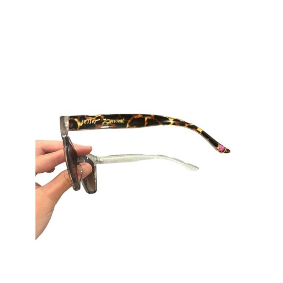 Betsey Johnson Sunglasses Brown Tortoise Shell Womens Cats eye style 100% UV - Picture 4 of 6